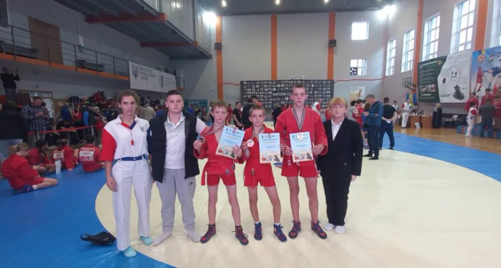 Юні спортсмени з Охтирки вибороли перемоги на всеукраїнському турнірі з самбо