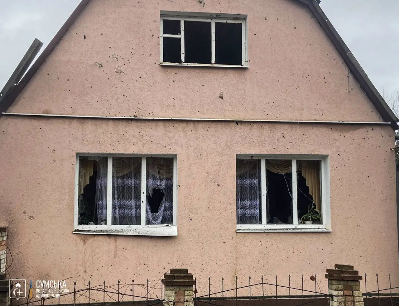 Сумщина під вогнем: пошкоджено будинки у Стецьківському старостаті