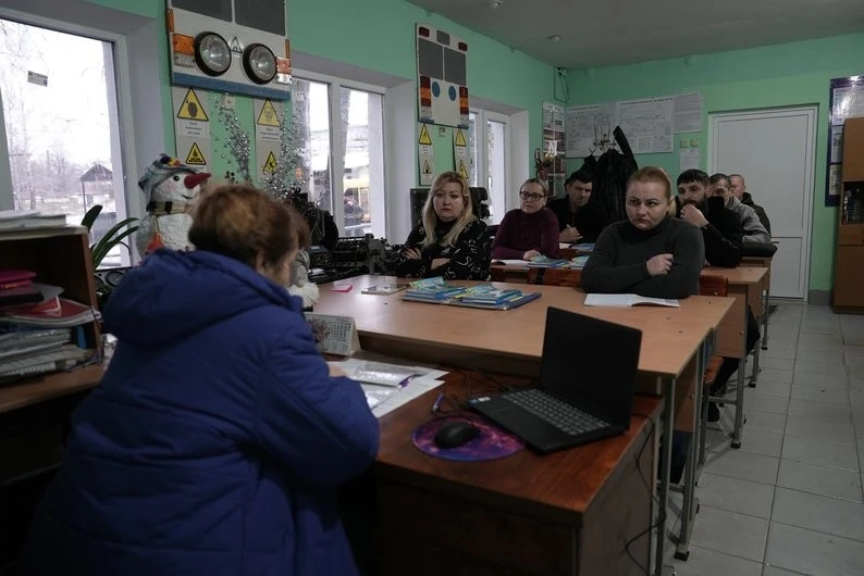 В Сумах жінки освоюють нові професії: від кранів до тролейбусів