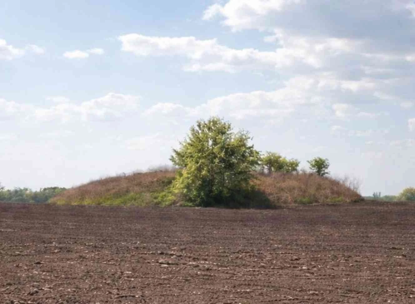 Три давніх кургани Сумщини отримали статус офіційних пам’яток