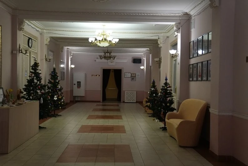 Театр у час війни: як у Сумах лікують душі дітей виставами в укриттях
