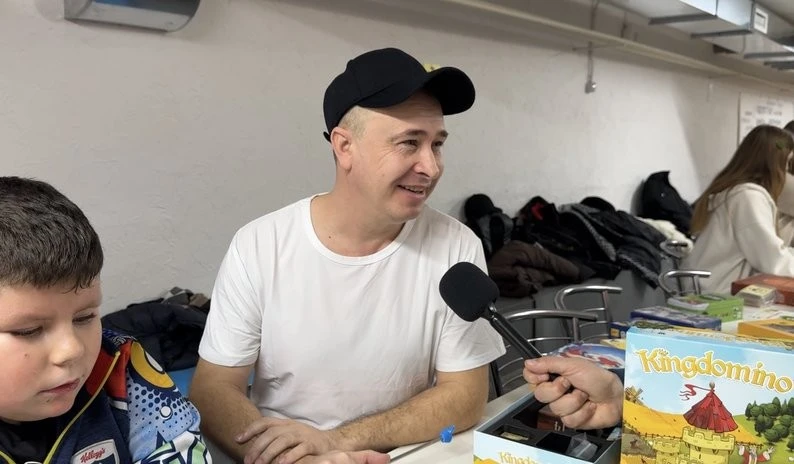 Без екранів і чатів: у Сумах школярі відкривали світ настільних ігор