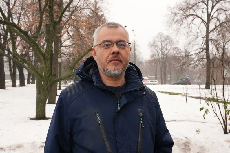 Сніг, дощ і ожеледиця: хто відповідає за чисті двори в Сумах