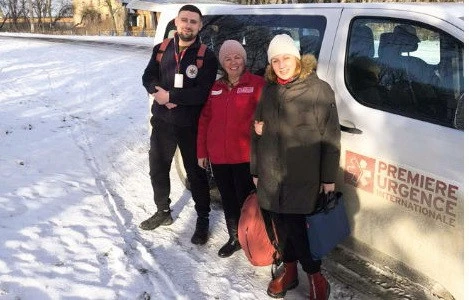 Лікарі міжнародної місії надали допомогу жителям села на Охтирщині