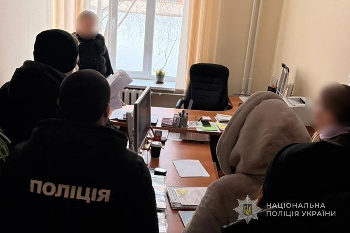 Науковий ступінь за розцінками: у Сумах викрили корупційну схему в університеті