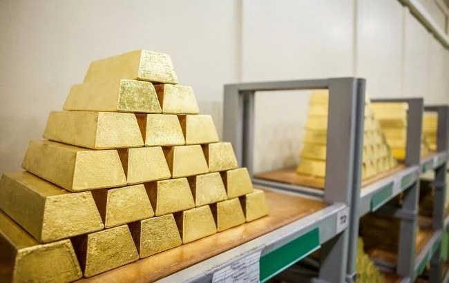 Золота лихоманка 2026: котирування штурмують позначку 5600 доларів