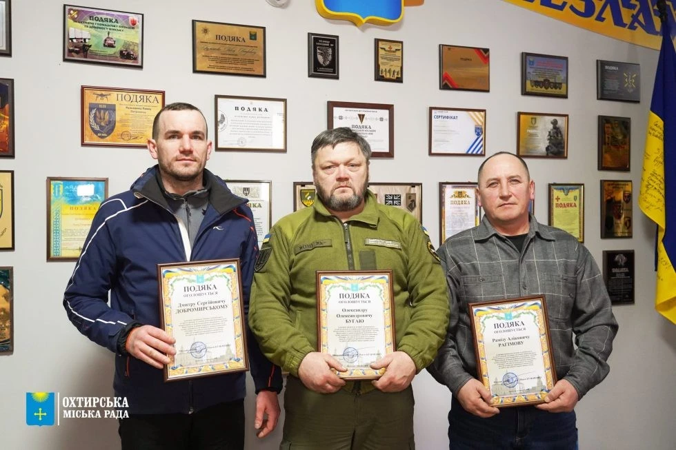 Лід на «Дачному»: в Охтирці нагородили активістів, які власноруч створили міську ковзанку