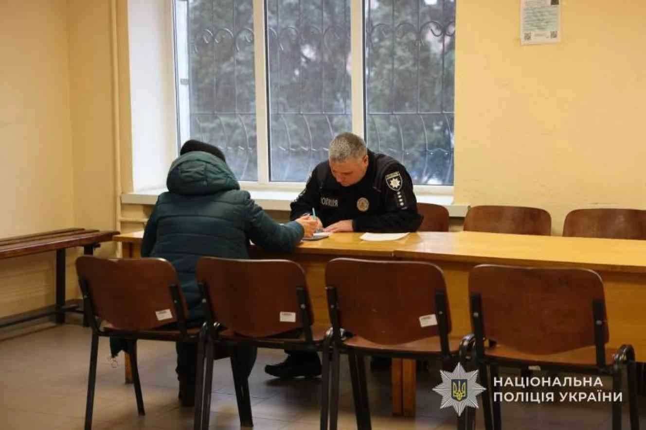 Фінансовий гачок у смартфоні: мешканці Сумщини втратили понад 43 тисячі гривень за добу