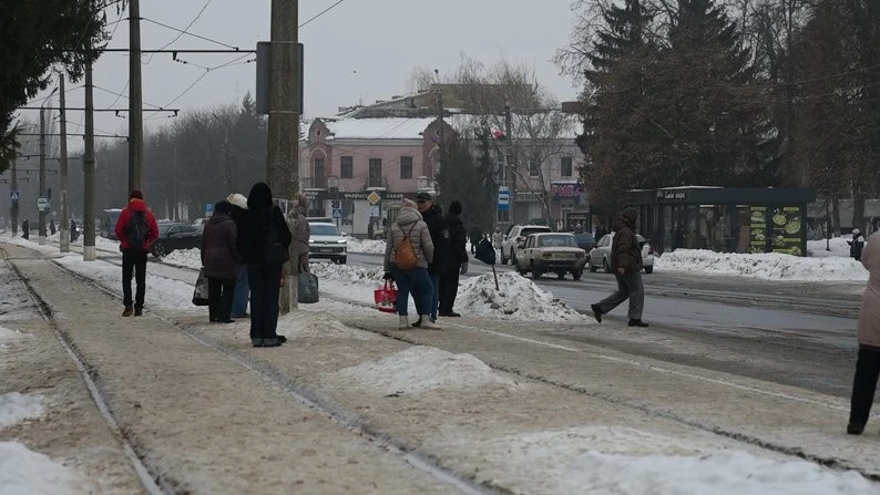 Генератори та холодні оселі: як Конотоп виживає під щоденними атаками дронів