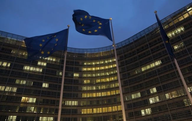 Брюссель іде на діалог: Фрідріх Мерц вирушає до США зупинити тарифну війну