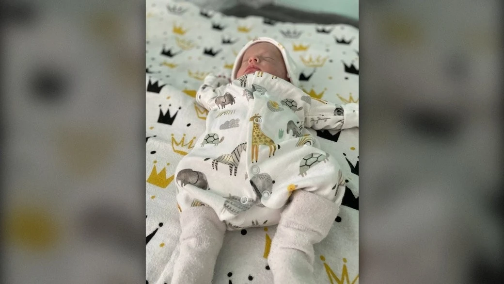 У Сумах виписали дівчинку, яка народилася з вагою 860 грамів