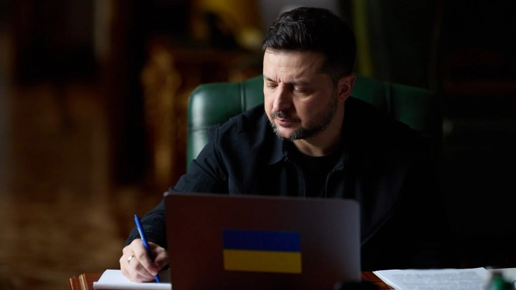 Правовий режим воєнного стану в Україні офіційно продовжено до кінця літа