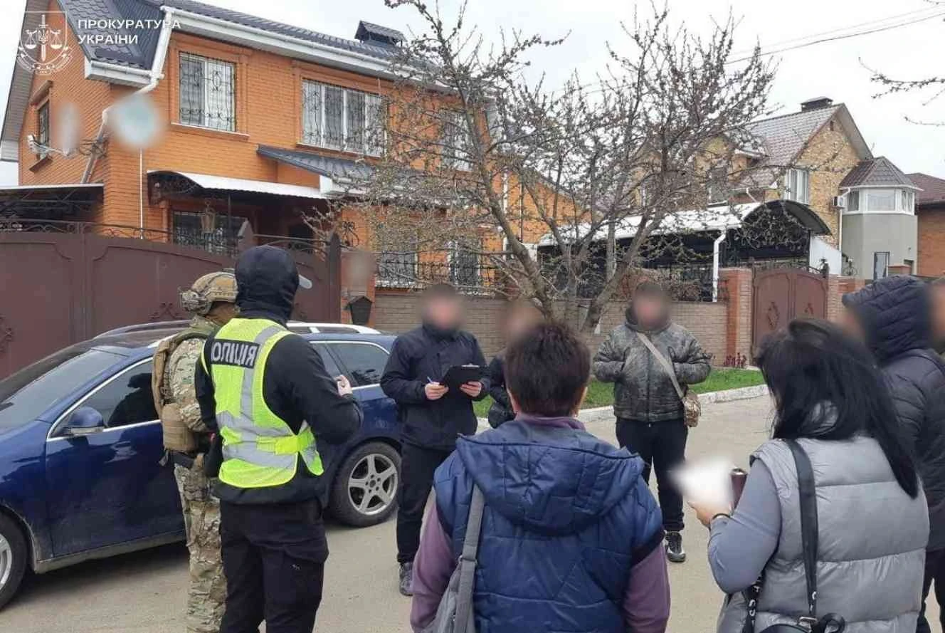 Масштабний обман захисників: на Сумщині викрили мережу фейкових побачень