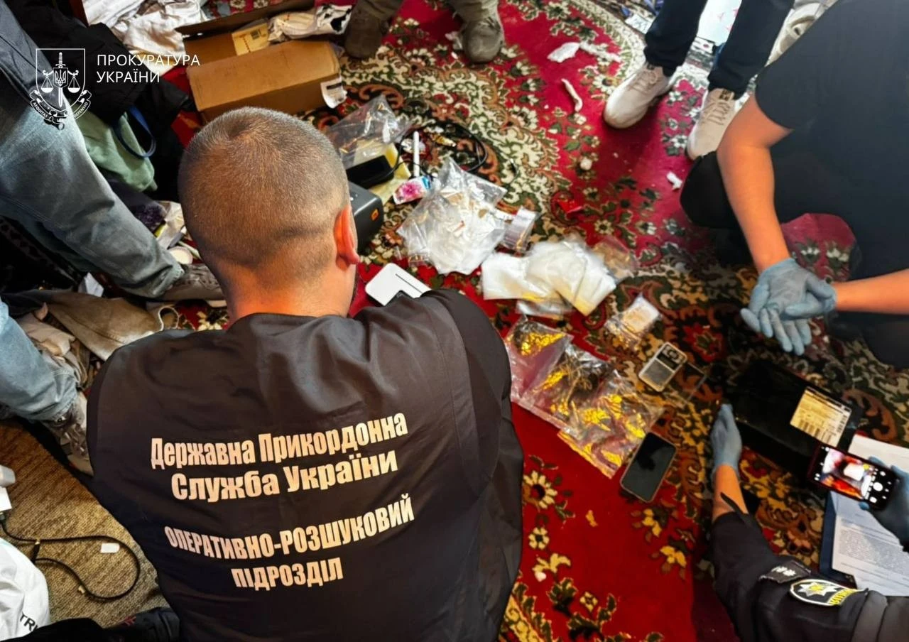 В Охтирці ліквідували масштабну мережу збуту наркотиків