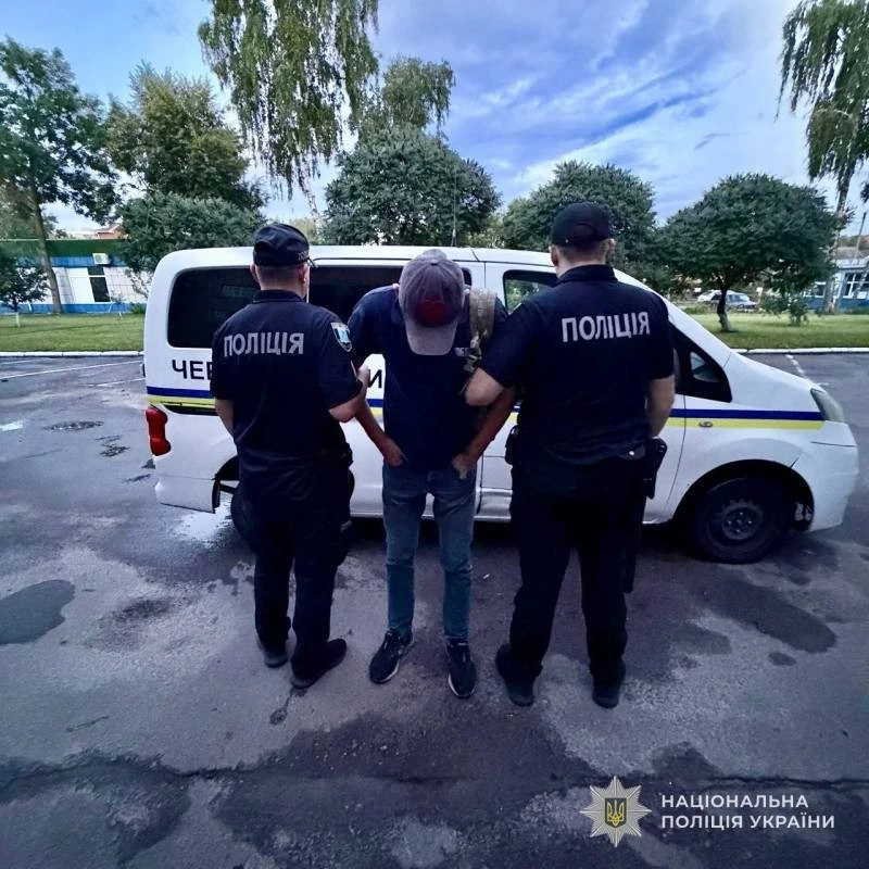 Мародерство на місці прильоту: в Сумах затримали викрадача тролейбусних дротів