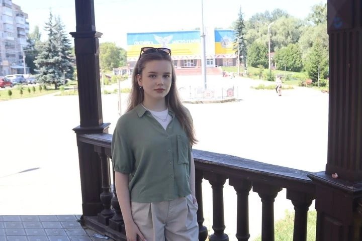 Максимальний результат на НМТ: історія випускниці з Охтирки, яка склала англійську на 200 балів